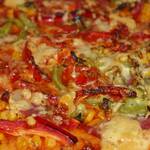 Pizza eat pizza topping 0